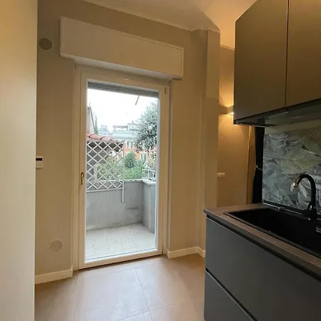 Jungle House 1800 Meters From The Colosseum *